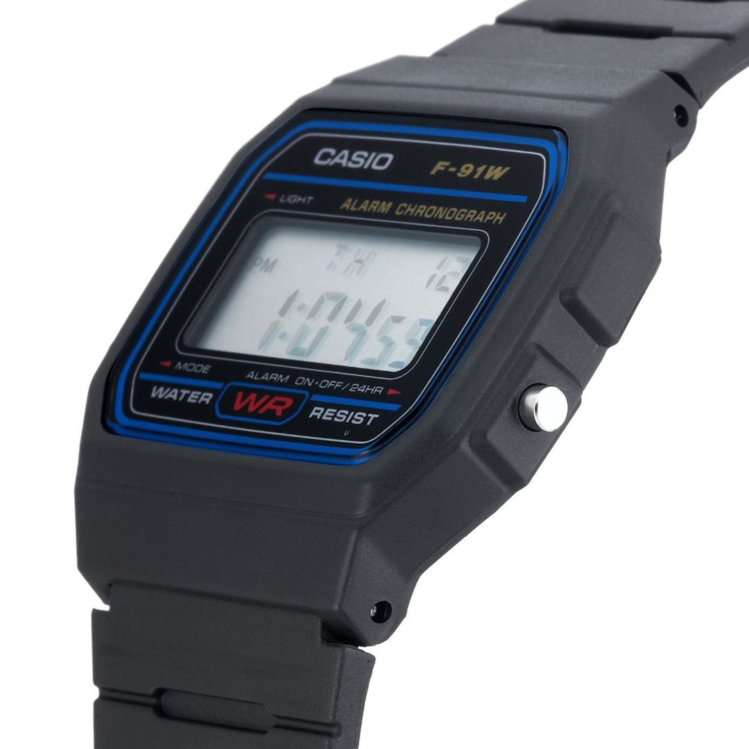 Reloj Casio digital negro para hombre con cronómetro — Miralles